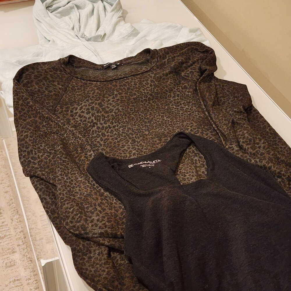 Bundles!!| US SZ S & M|Various Brands: 1 Light blue & 2 Athletic Lounge wear Top